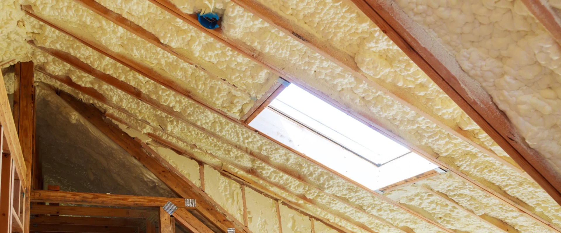 Expert Tips On Selecting The Top Insulation Installation Near Jupiter FL For Your Attic